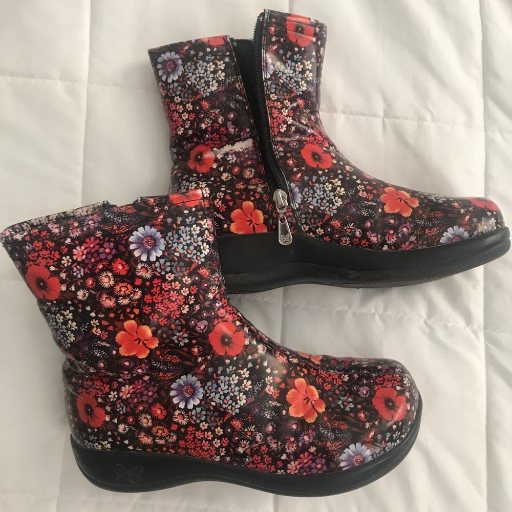 Floral rain boots